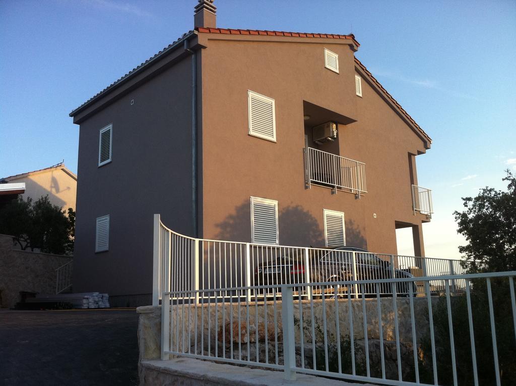 Apartmani Gavran Sevid Exterior foto